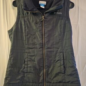 Columbia Women's Dark Gray Quilted Vest